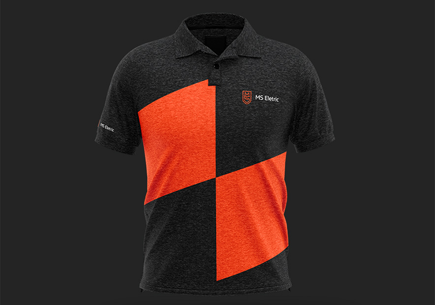 紅黑T恤.jpg 紅黑T恤.jpg